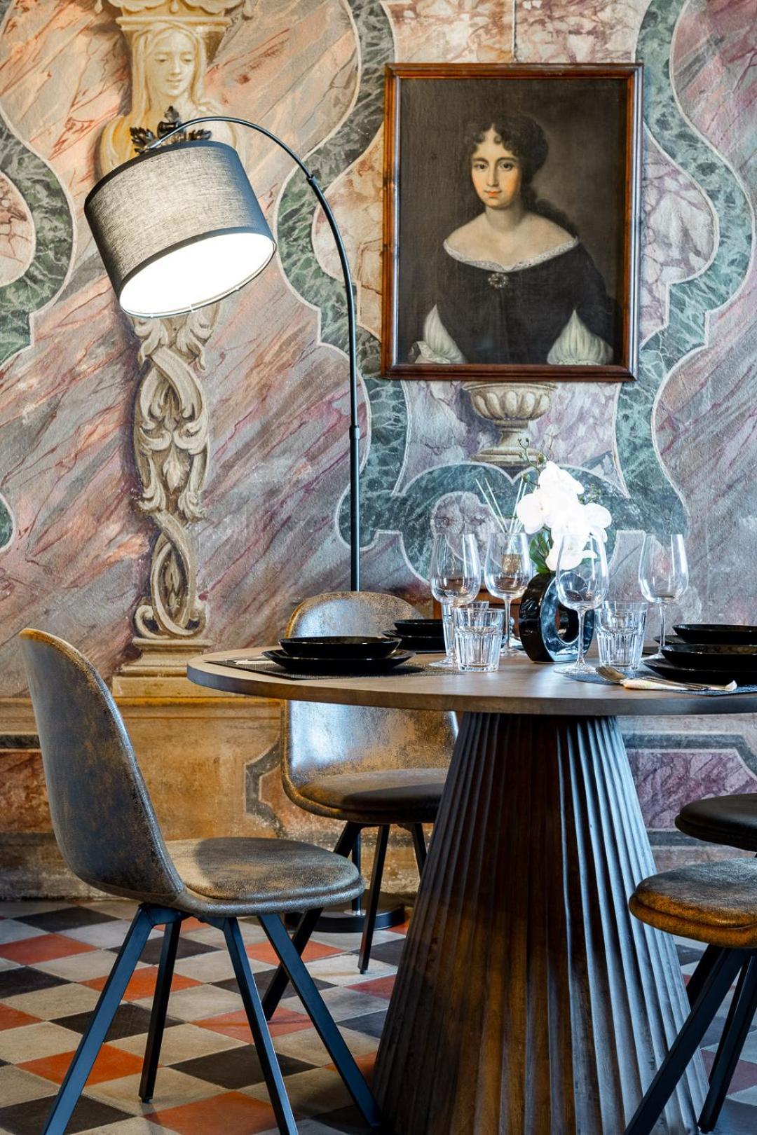 Historical Dwelling In Palazzo Terzi Willa